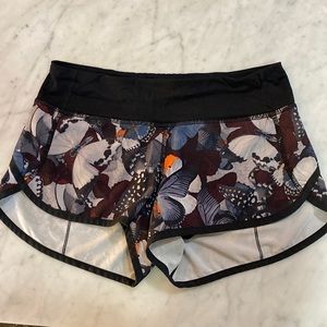 Lululemon Speed Up short size 2